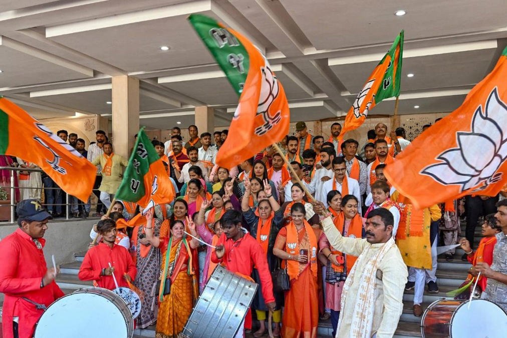 BJP ki West Bengal me pehli badi jeet